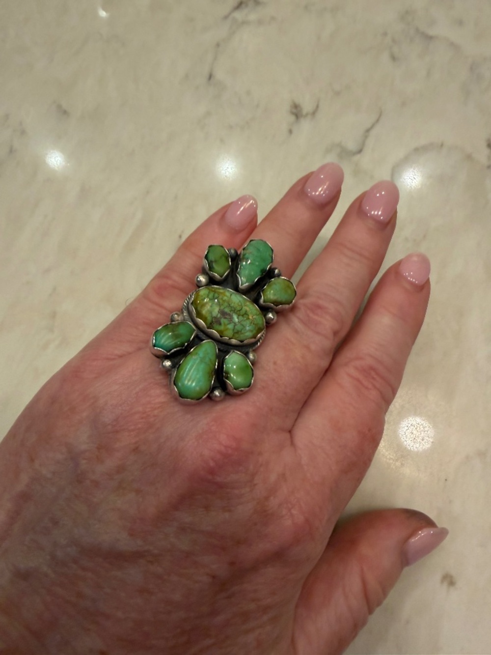 Gorgeous 6-stone green Navajo made Bea Tom adjustable ring